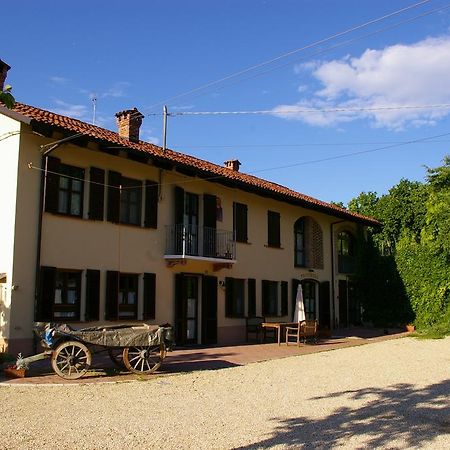 Hostal Cascina Caldera Cantarana Exterior foto