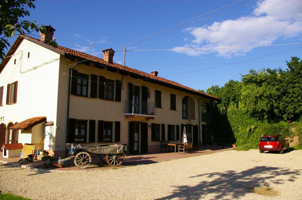 Hostal Cascina Caldera Cantarana Exterior foto