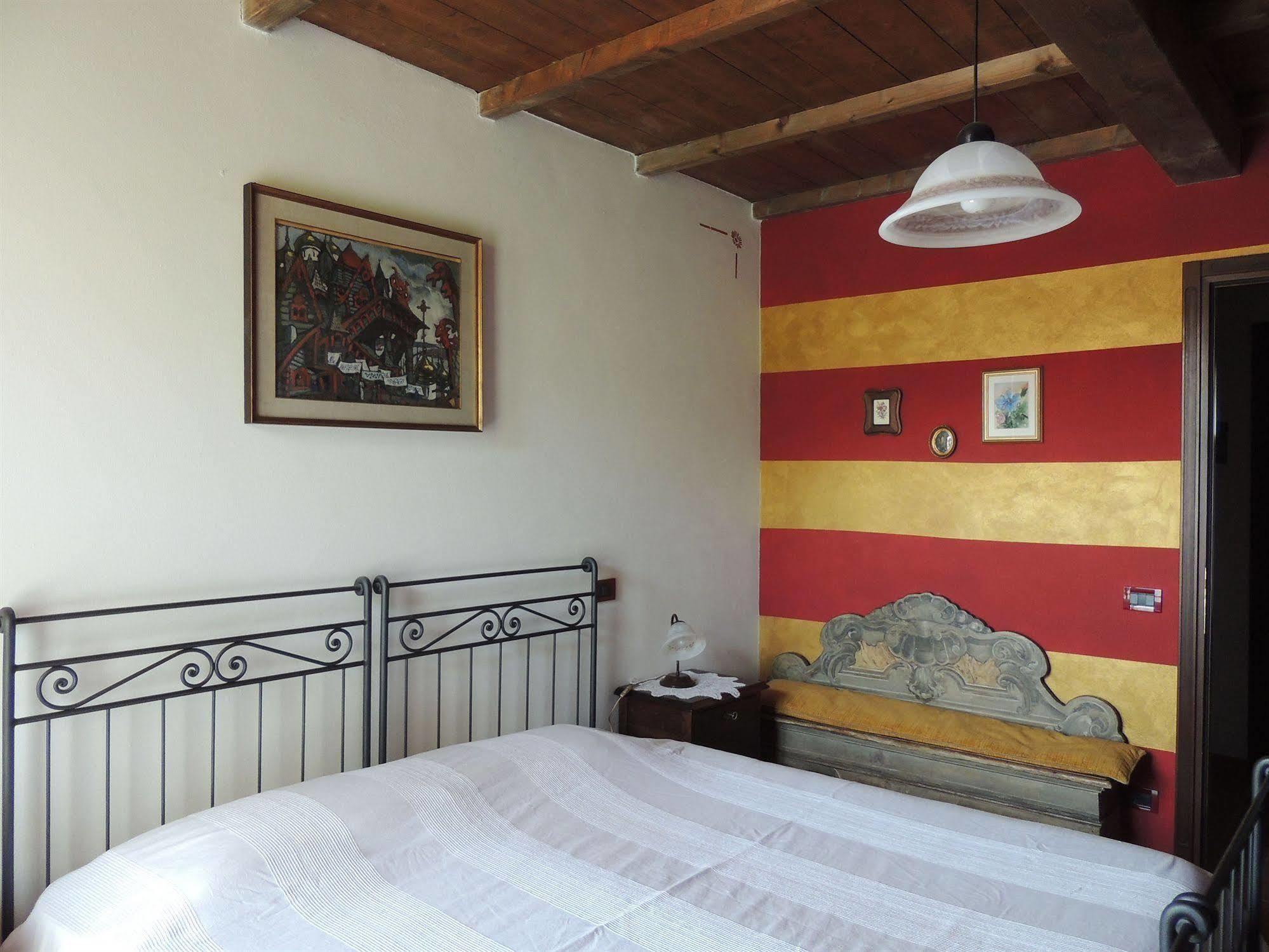 Hostal Cascina Caldera Cantarana Exterior foto
