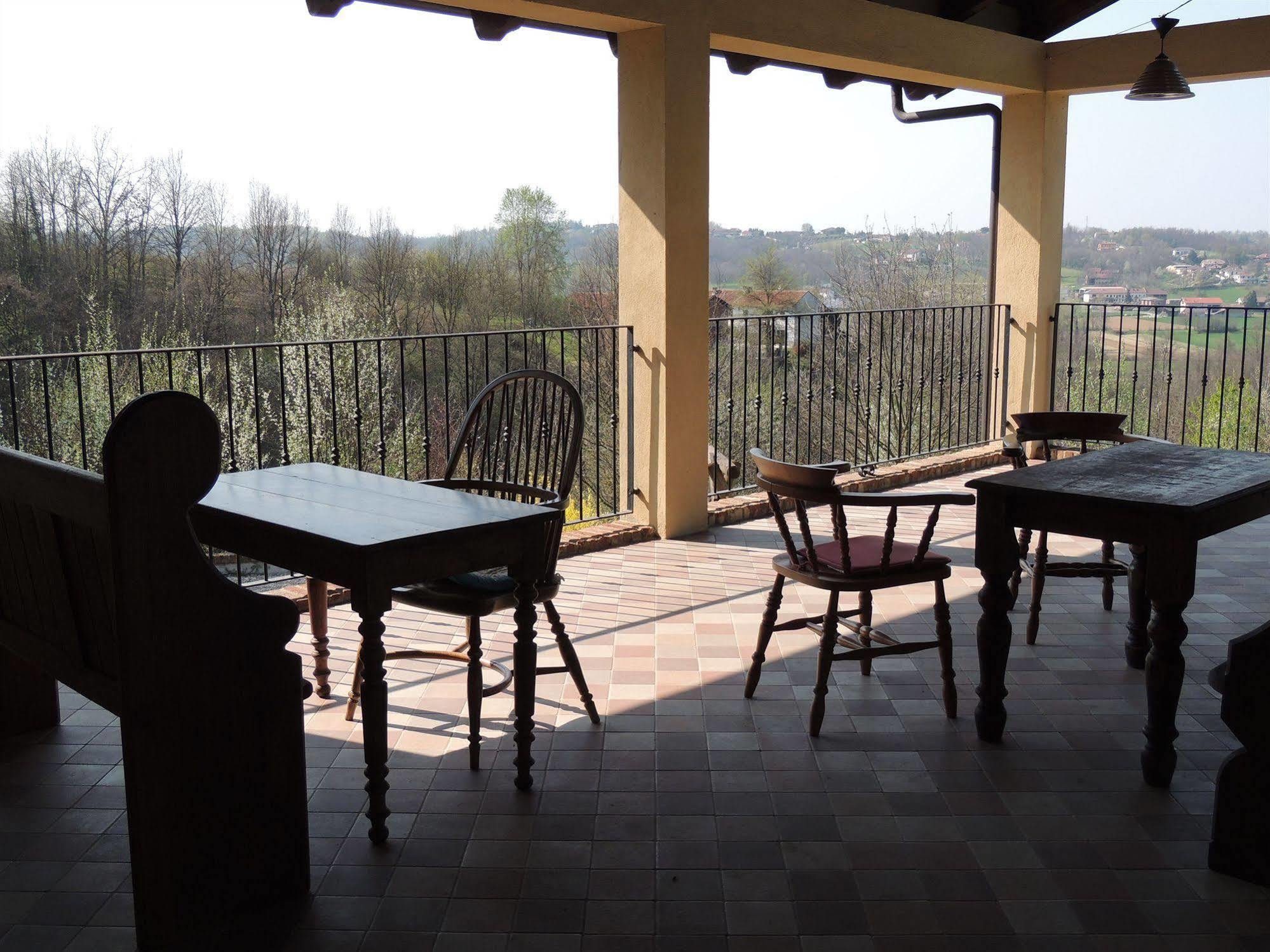 Hostal Cascina Caldera Cantarana Exterior foto